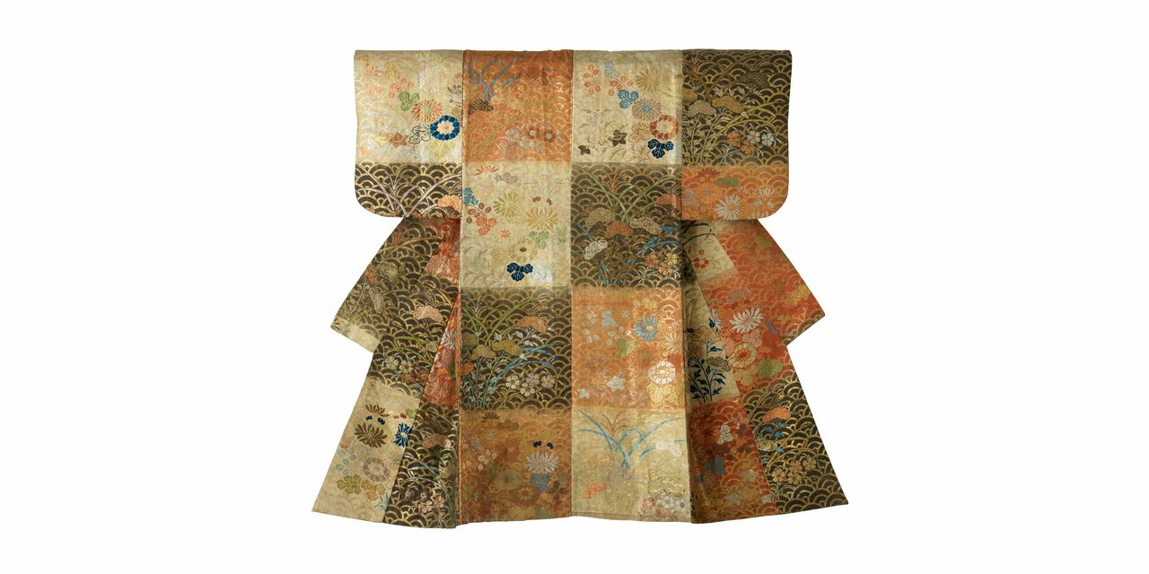 Robe de théâtre *nō*, Japon, fin du XVIII^e siècle – début du XIX^e siècle. © © musée des Tissus – Pierre Verrier