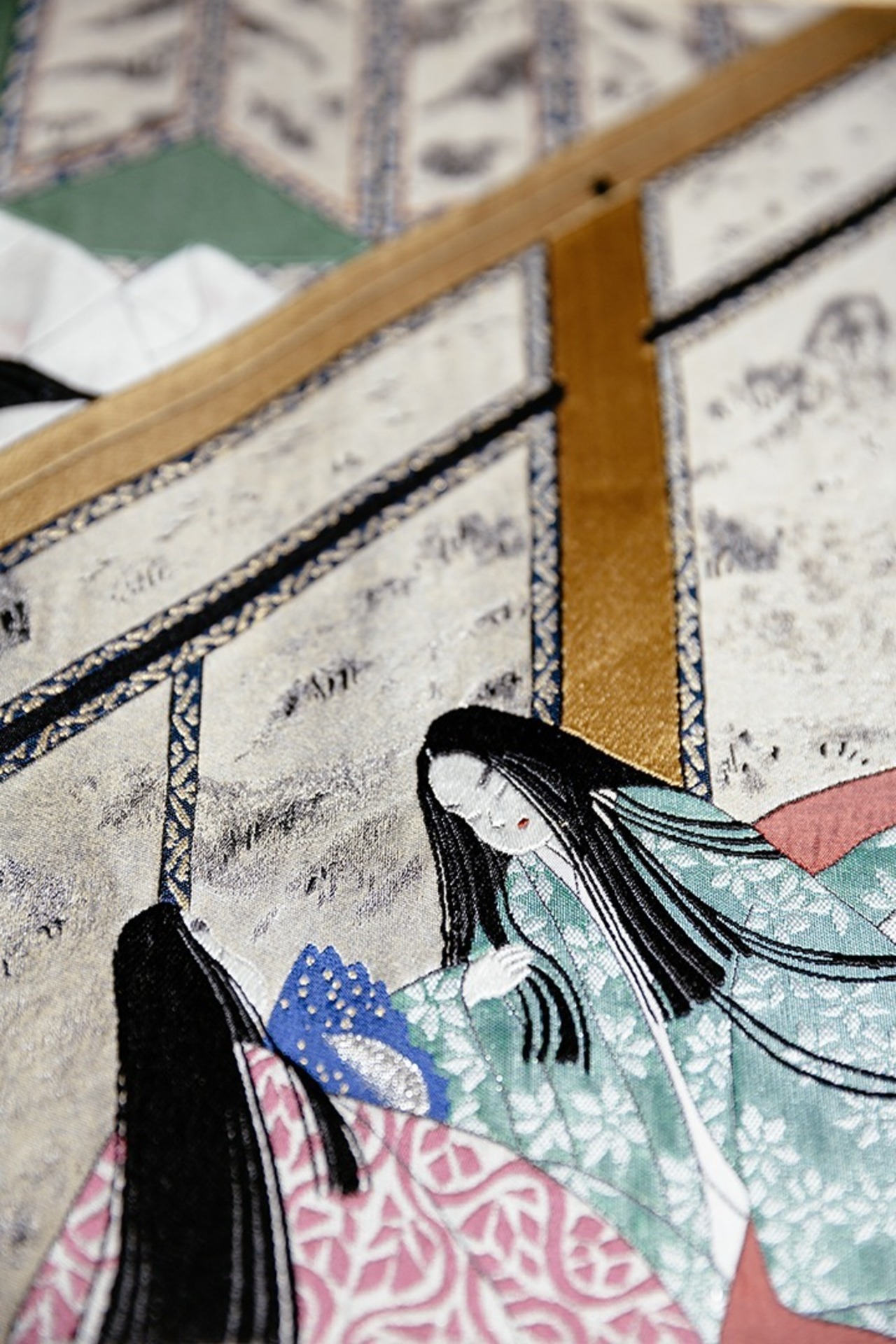 Itarô Yamaguchi, rouleaux tissés du Dit du Genji (détail), musée national des arts asiatiques – Guimet © © Stéphane Rambaud