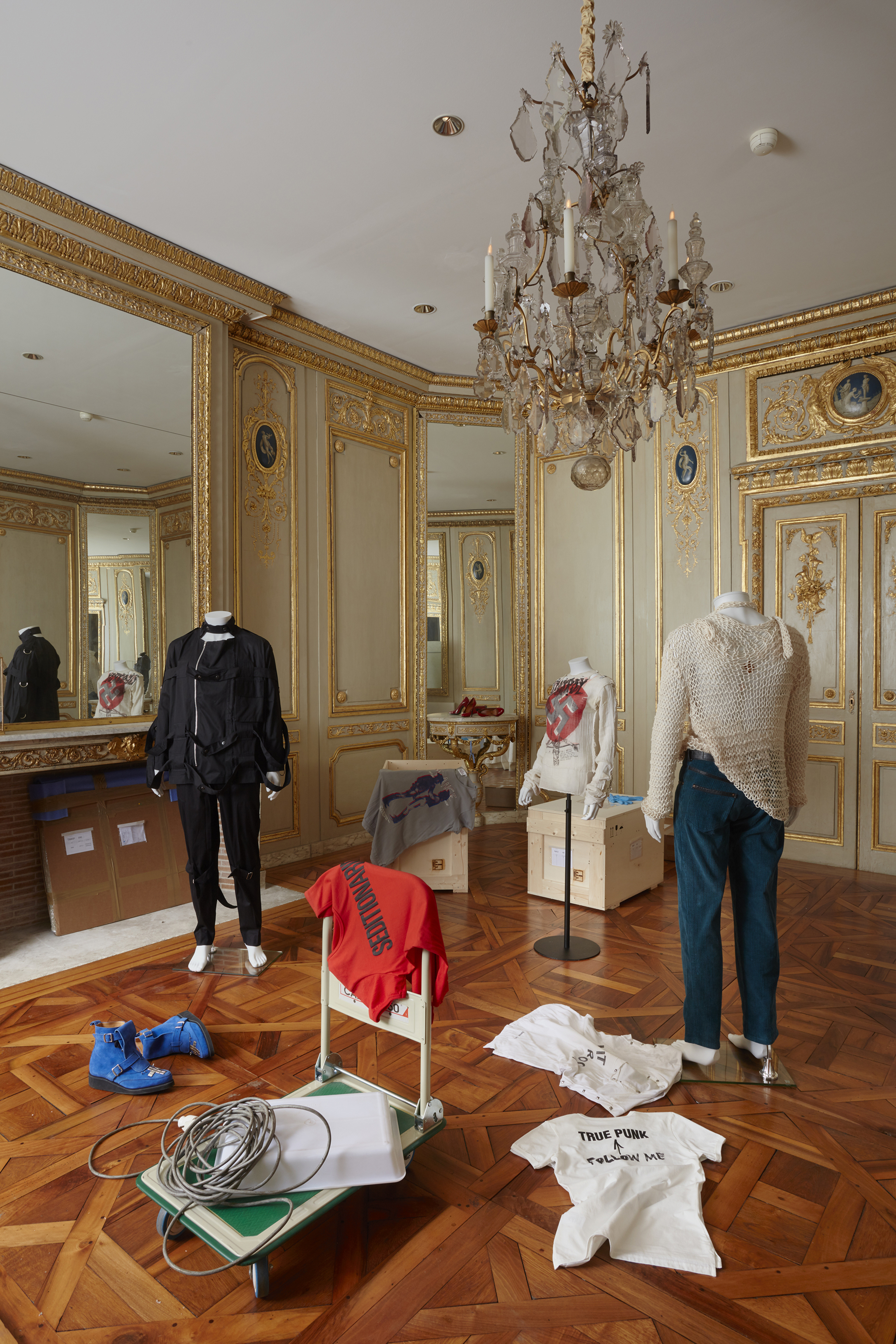 Punk © © Lyon, musée des Tissus – Pierre Verrier / Collection Lee Price