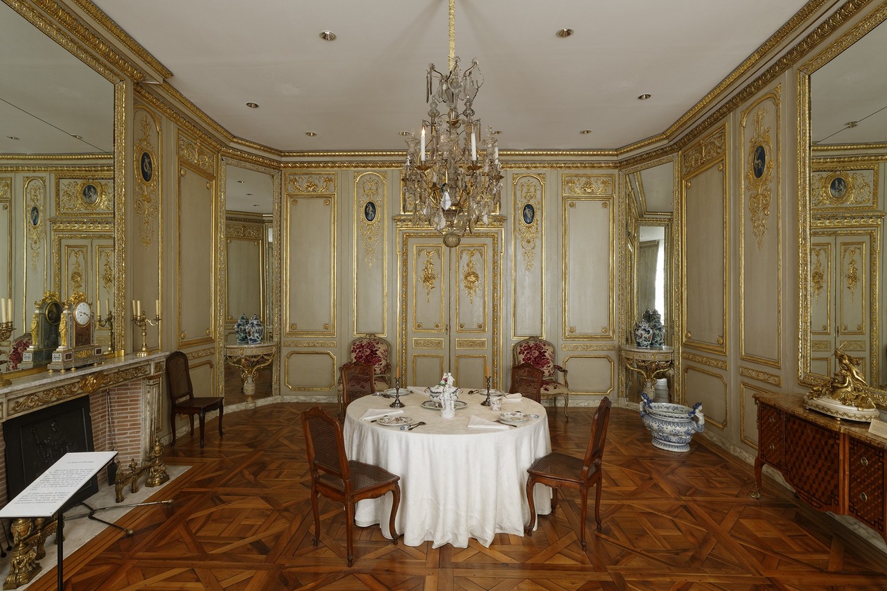 Ensemble décoratif de l'hôtel de Regny, Lyon, fin du XVIII^e siècle.