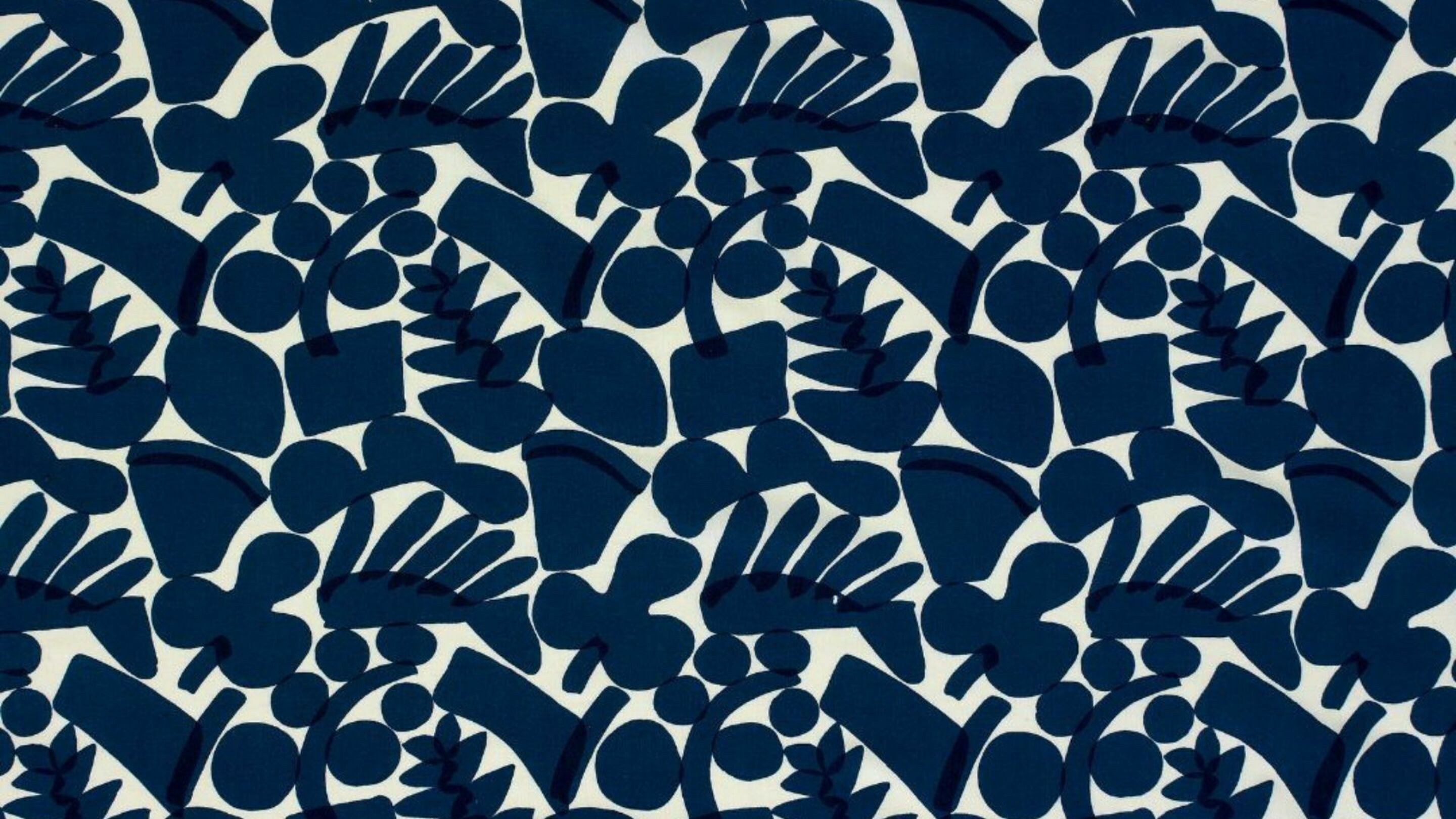Alfred Latour pour Pierre Aynard et Cie, Satin imprimé à décor végétal, entre 1945 et 1952. © © Lyon, musée des Tissus et des Arts décoratifs – Pierre Verrier