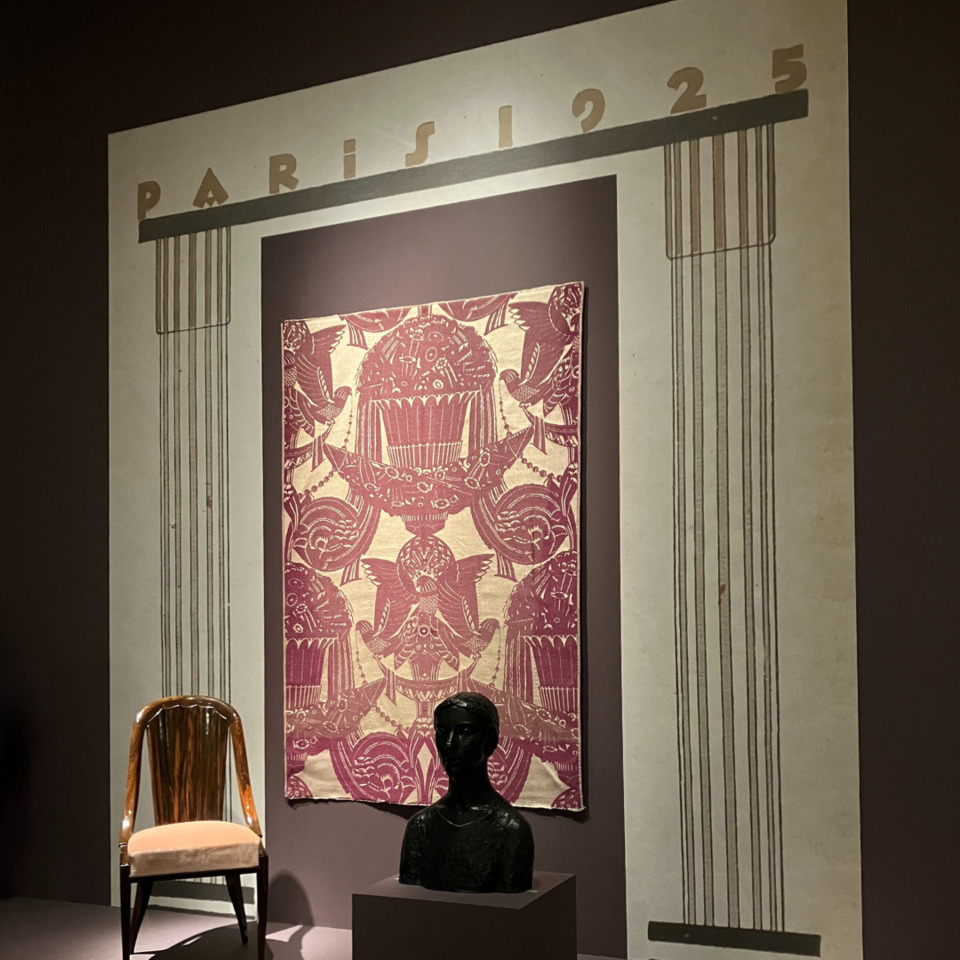 Exposition “Roaring : Art, Fashion, and the Automobile in France, 1918–1939” © © Lyon, musée des Tissus et des Arts décoratifs — D.R.